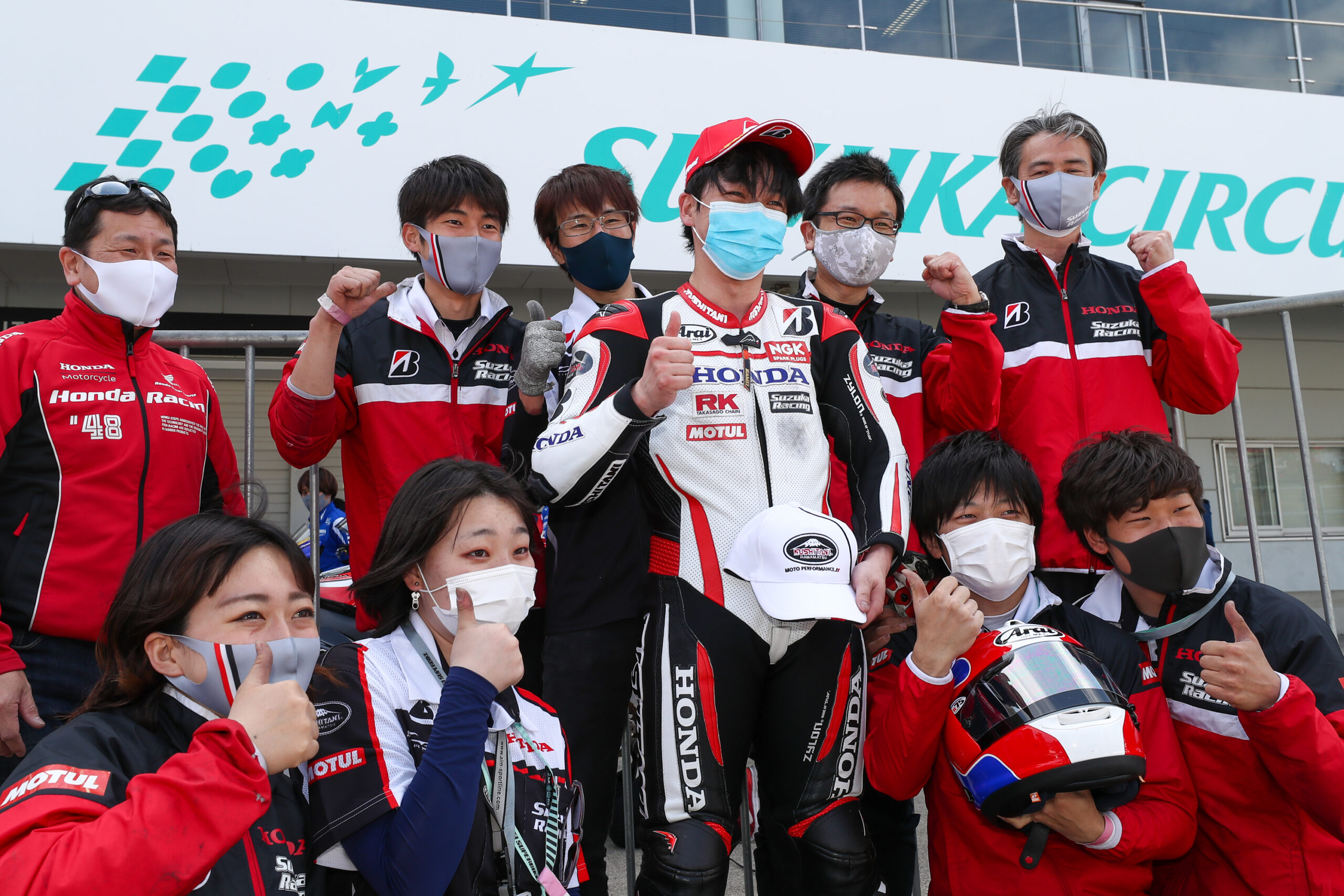 亀井雄大が大躍進 サラリーマンライダーを育成するhonda 鈴鹿レーシングチーム Racing Heroes